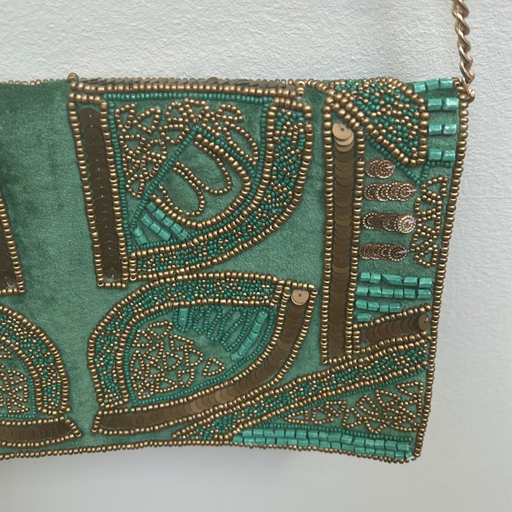 Bead the Best Green Velvet Beaded Clutch - Picture 9 of 9